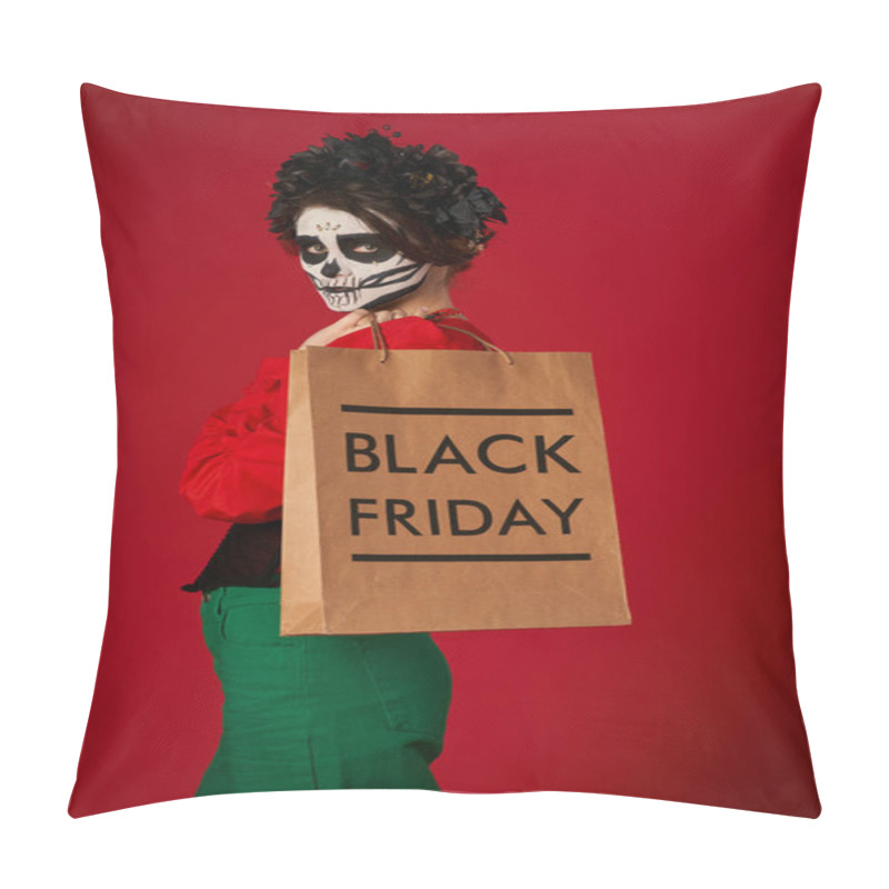 Personality  Young Woman In Dia De Los Muertos Makeup And Black Wreath Holding Black Friday Shopping Bag On Red Pillow Covers