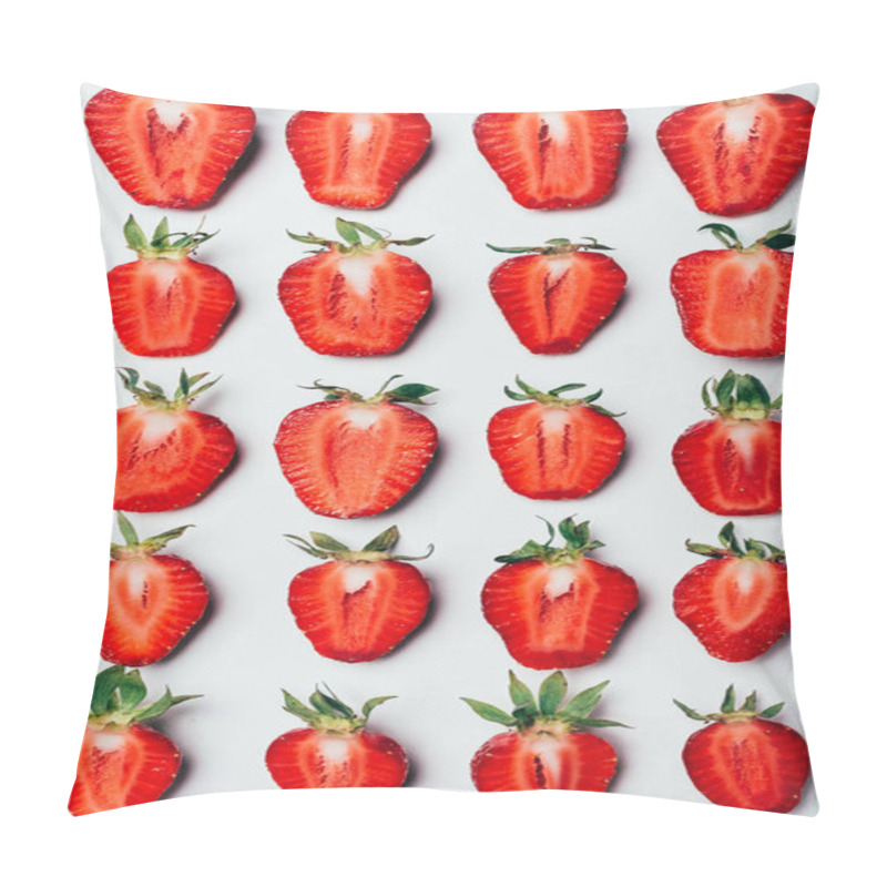 Personality  Seamless Pattern Made Of Ripe Fresh Sliced Strawberries On White  Pillow Covers