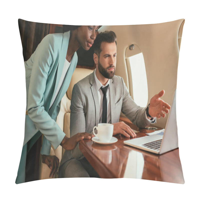 Personality  Serious Businessman Pointing With Finger At Laptop Near African American Businesswoman Pillow Covers