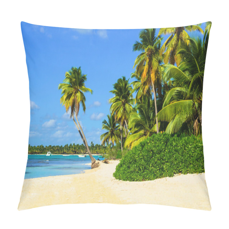 Personality  Amazing Tropical Beach With Palm Tree Pillow Covers