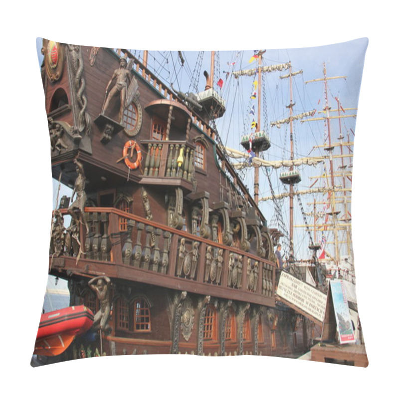 Personality  Ship Dragon Pillow Covers