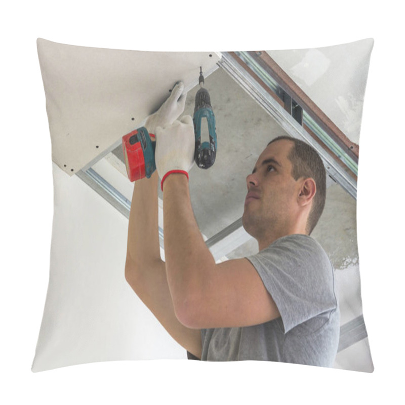 Personality  Construction Worker Assemble A Suspended Ceiling With Drywall An Pillow Covers