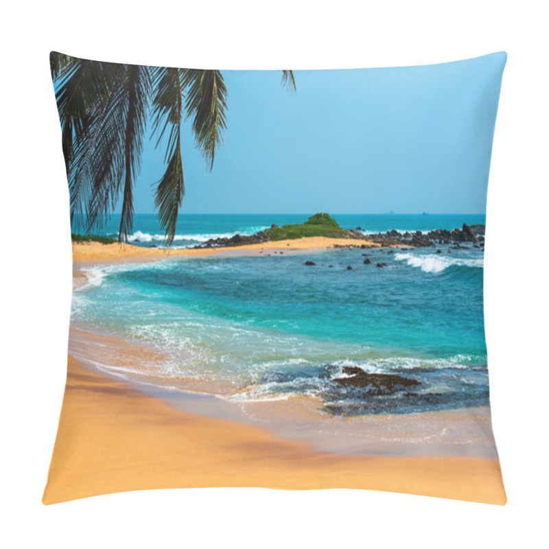 Personality  Sri Lanka Pillow Covers