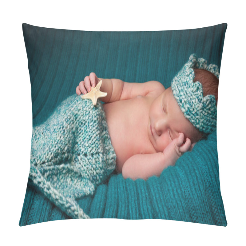 Personality  Sleeping Newborn With Starfish Pillow Covers