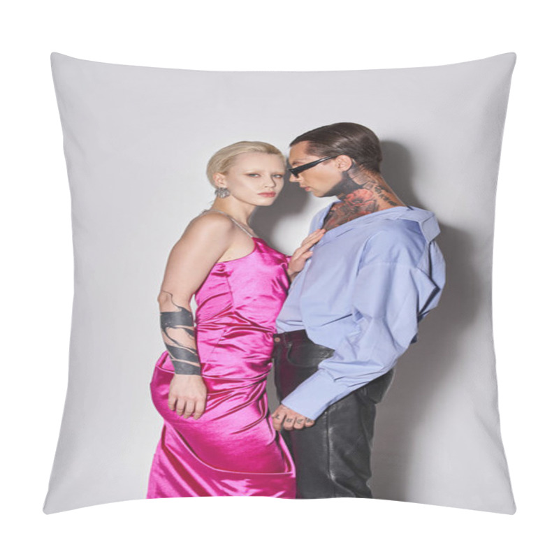 Personality  Blonde Woman In Pink Dress Hugging With Tattooed Boyfriend In Sunglasses On Grey, New Year Party Pillow Covers