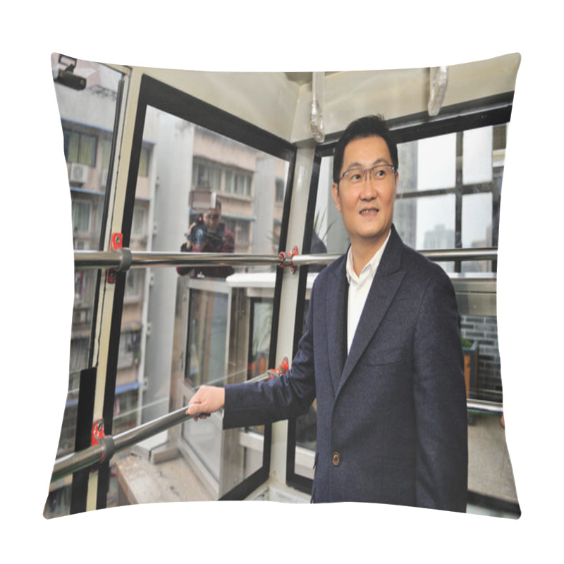 Personality  Pony Ma Huateng, Chairman And CEO Of Tencent Holdings Ltd., Uses His Smartphone To Have The Riding QR Code Scanned Through The Mobile App Of Tencent's WeChat Payment Function On A POS Machine To Pay Cable Car Fare To Pass Over The Yangtze River In Ch Pillow Covers