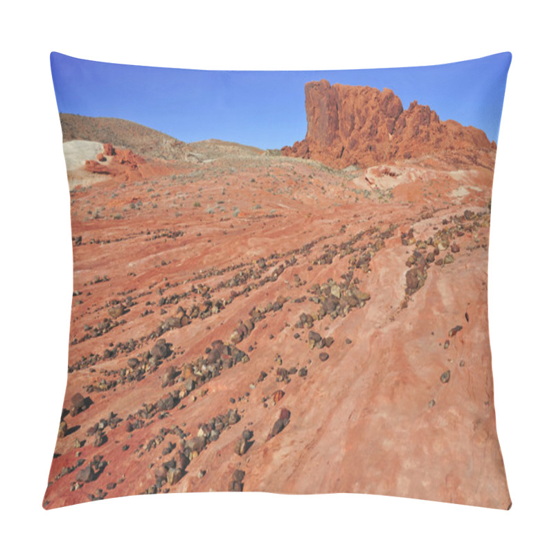 Personality  Red Rock Landscape, Southwest USA Pillow Covers