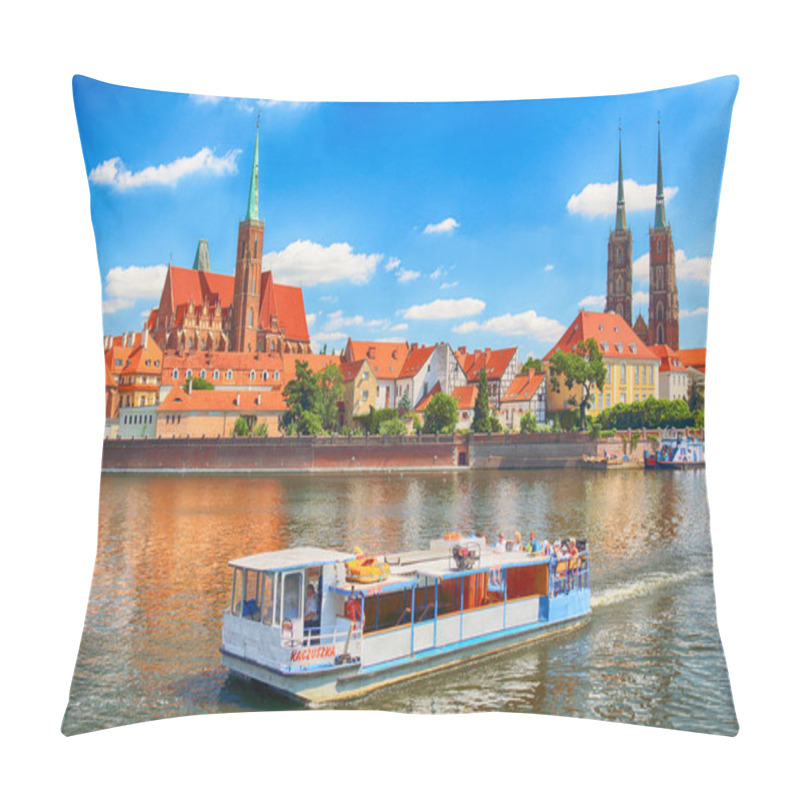 Personality  WROCLAW, POLAND - JULY 18, 2017: Wroclaw Old Town. Cathedral Island (Ostrow Tumski) Is The Oldest Part Of The City. Odra River, Boats And Historic Buildings On A Summer Day. Pillow Covers