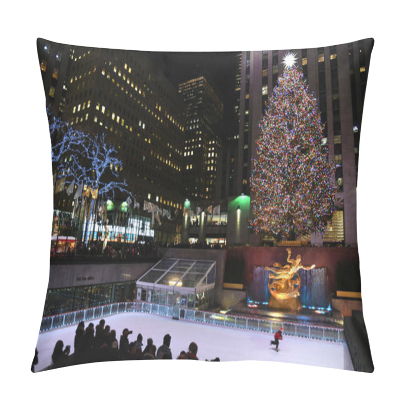 Personality  NEW YORK - DECEMBER 4, 2018: A Brightly Illuminated Rockefeller Plaza With A Christmas Tree. The Ice Skating Rink Filled With Tourists Skating On December 4, At NYC, NY Pillow Covers