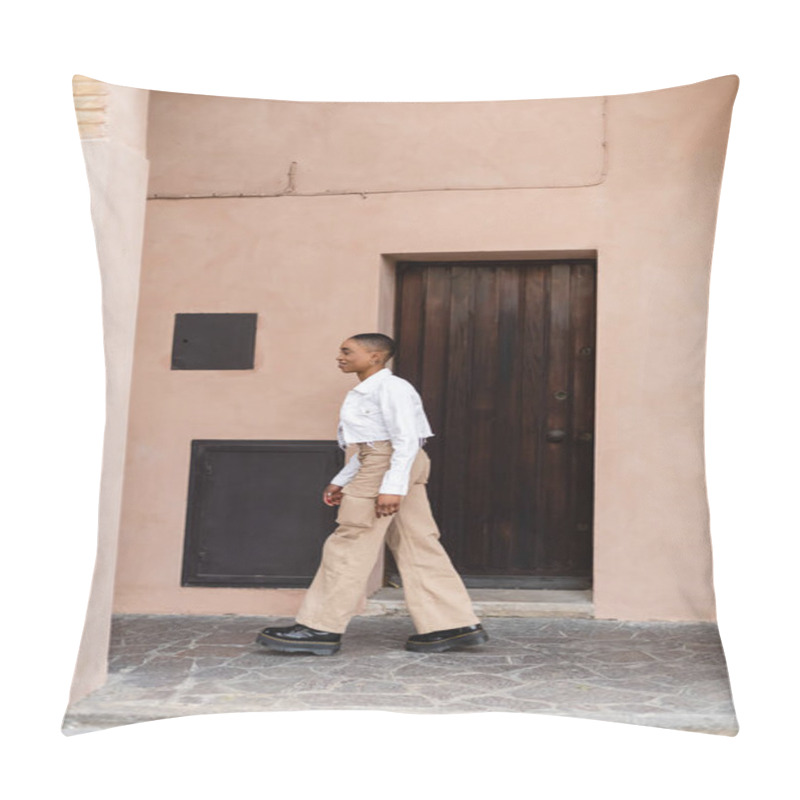 Personality  Side View Of Smiling African American Woman Walking Near Building On Street In Italy Pillow Covers