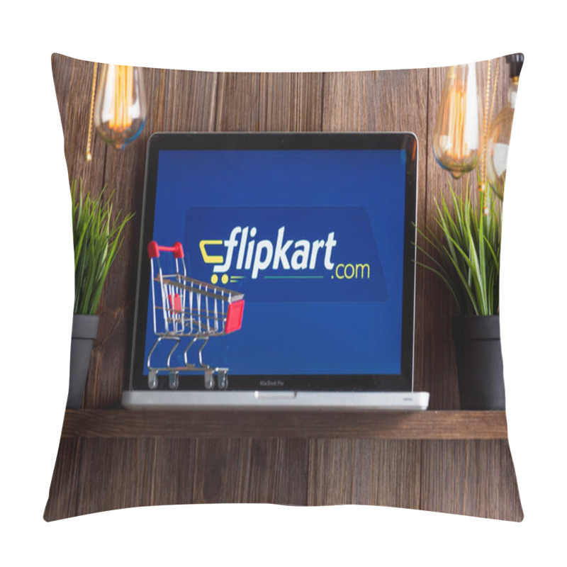 Personality  Tula Russia 16.01.20 Flipkart On The Laptop Screen Isolated. Pillow Covers