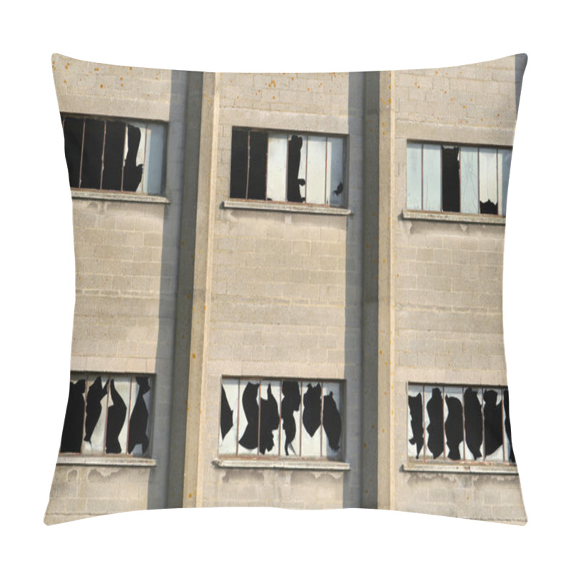 Personality  Derelict Building Pillow Covers