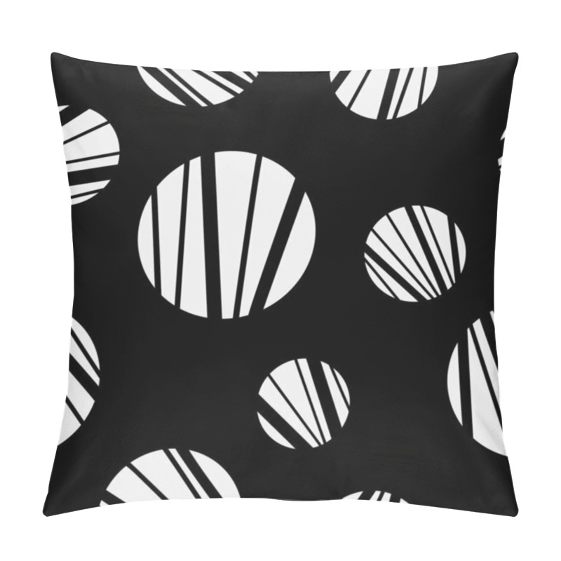 Personality  Round Striped Shapes, Vector Illustration. Seamless Style Geometry Pattern Pillow Covers