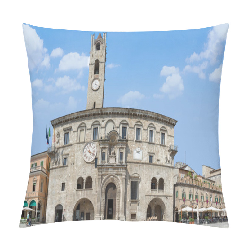 Personality  Tower And Palace Of The Captains Of The People Pillow Covers