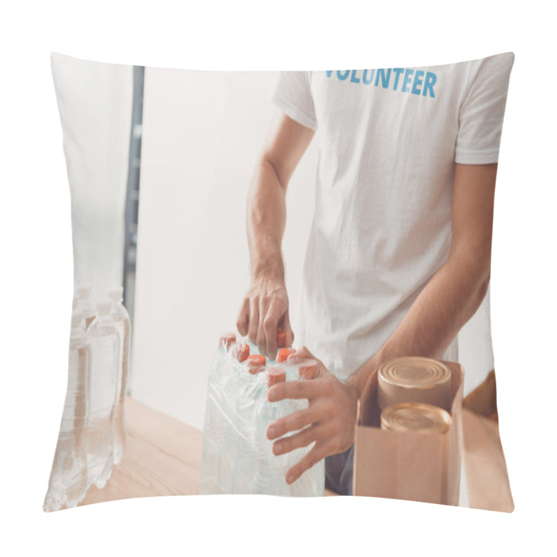 Personality  Volunteer Opening Pack Of Water Bottles Pillow Covers