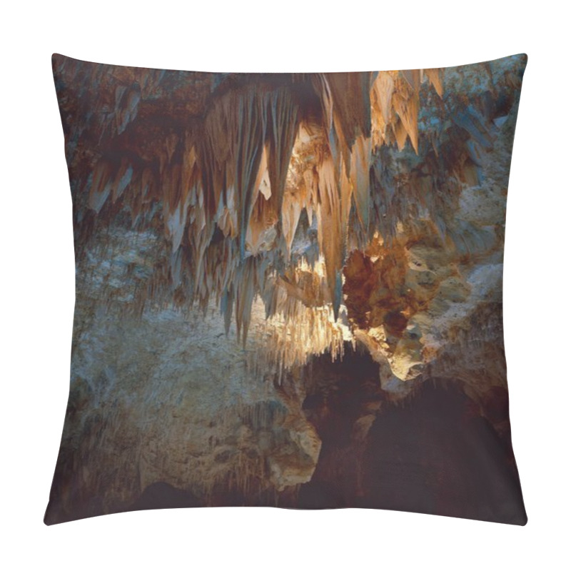 Personality  Stalagmites, Carlsbad Caverns National Park Pillow Covers