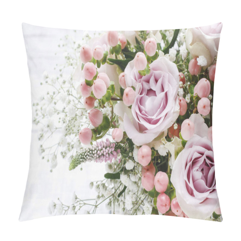 Personality  Wedding Bouquet With Pink Roses Pillow Covers