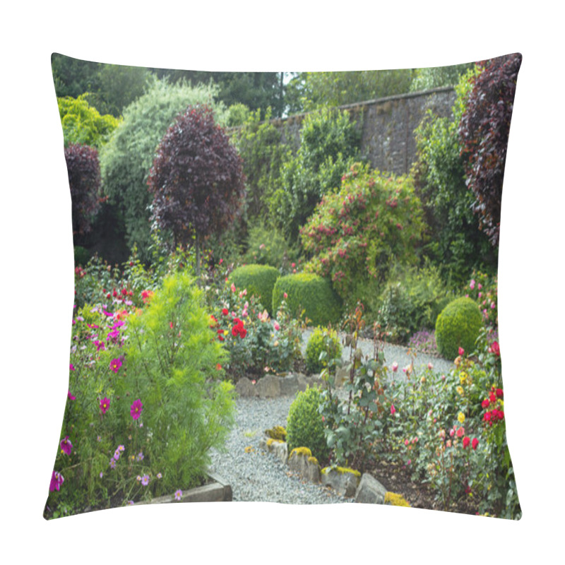 Personality  Beautiful Walled Garden Pillow Covers