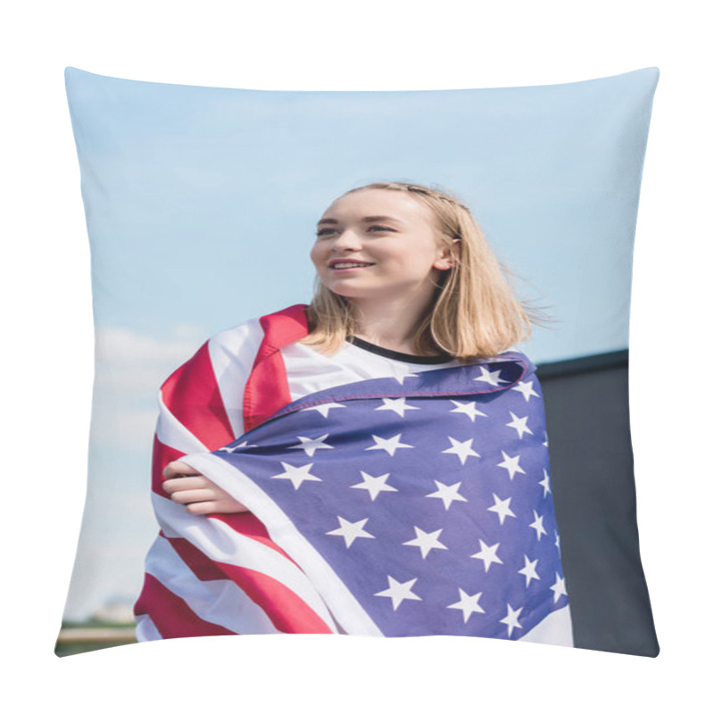 Personality  Beautiful Teen Girl Covered With Usa Flag In Front Of Blue Sky Pillow Covers