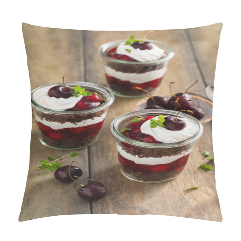 Personality  Black Forest Trifles, Dessert In Jars Concept Pillow Covers