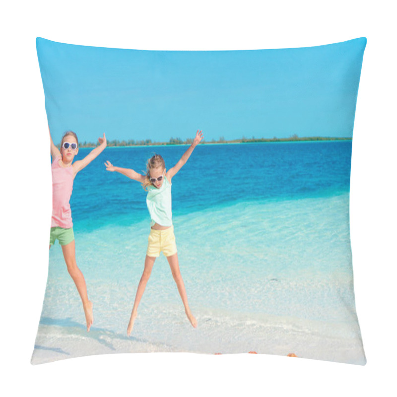 Personality  Adorable Little Girls Having Fun On The Beach Full Of Starfish On The Sand Pillow Covers