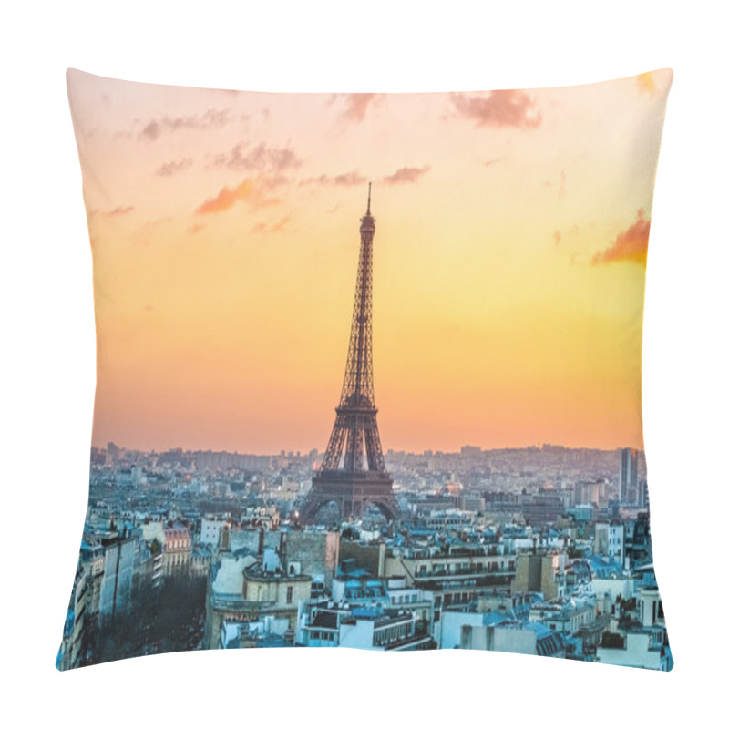 Personality  Eiffel Tower At Sunrise In Paris Pillow Covers