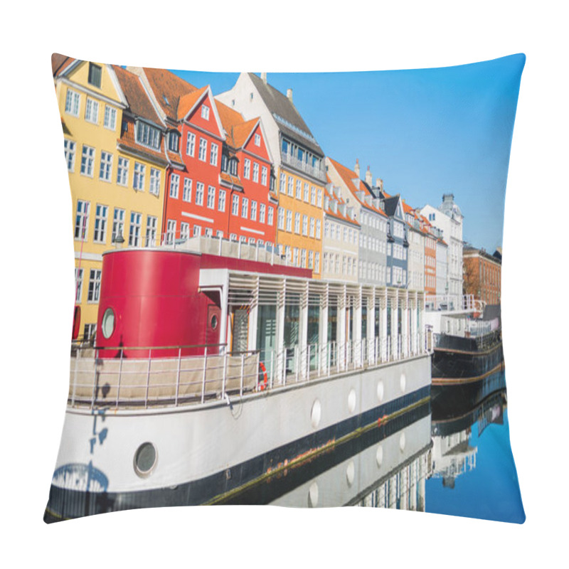 Personality  Trip Pillow Covers