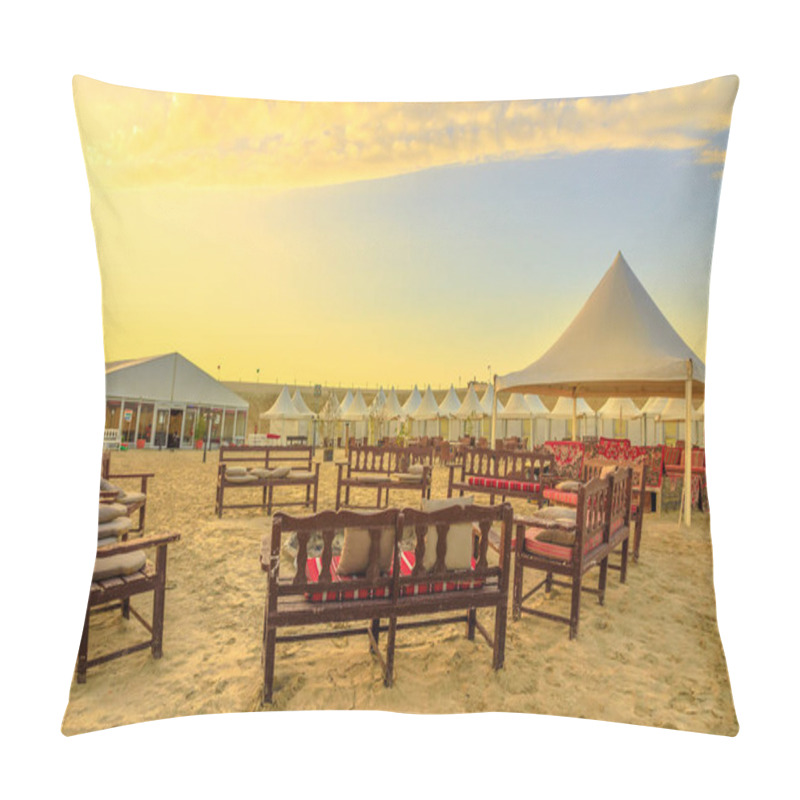 Personality  Desert Camp Qatar Pillow Covers