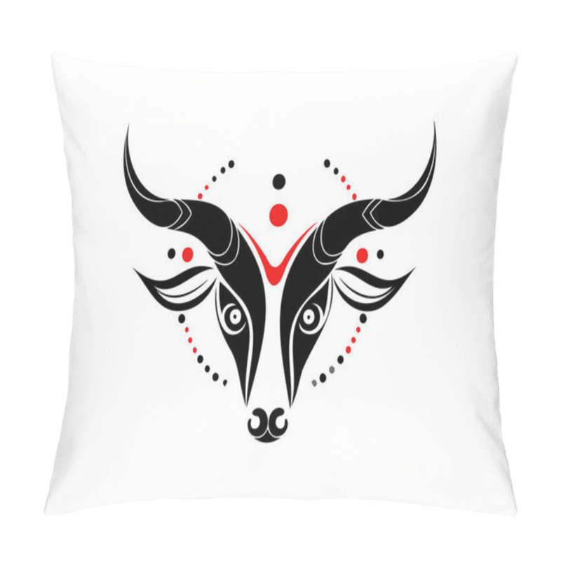 Personality  Abstract Bull Head Illustration In Black And Red For Modern Art And Design Concepts Pillow Covers