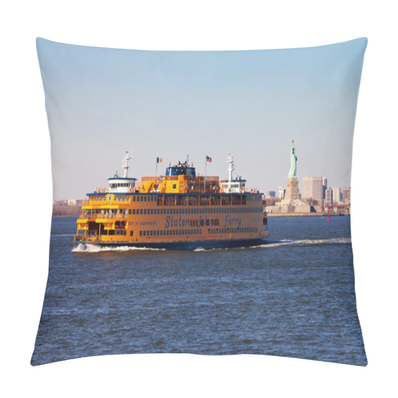 Personality  Staten Island Ferry And Statue Of Liberty Pillow Covers