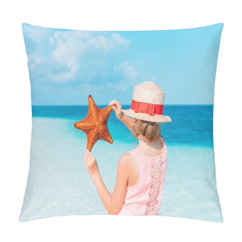 Personality  Adorable Little Girl With Starfish On White Empty Beach Pillow Covers