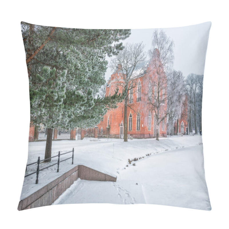 Personality  Pavilion Admiralty In Tsarskoye Selo On The Big Pond And Green Pines In The Winter Snowy Day Pillow Covers