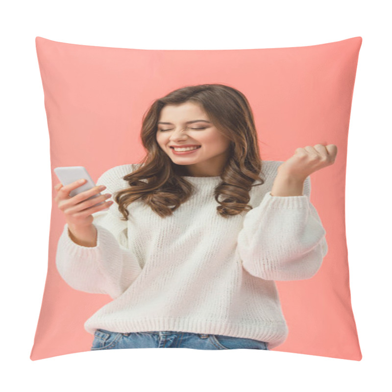 Personality  Happy And Attractive Woman In White Sweater Holding Smartphone Isolated On Pink Pillow Covers