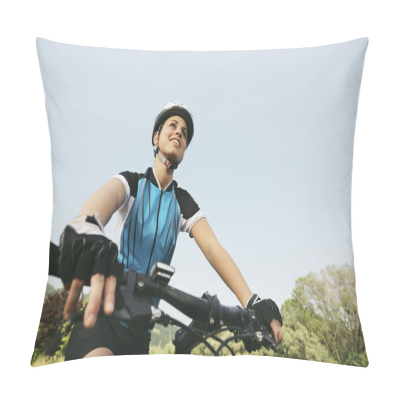 Personality  Young Woman Training On Mountain Bike And Cycling In Park Pillow Covers