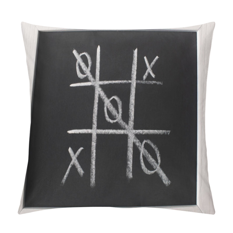 Personality  Top View Of Tic Tac Toe Game On Blackboard With Crossed Out Row On Naughts Pillow Covers