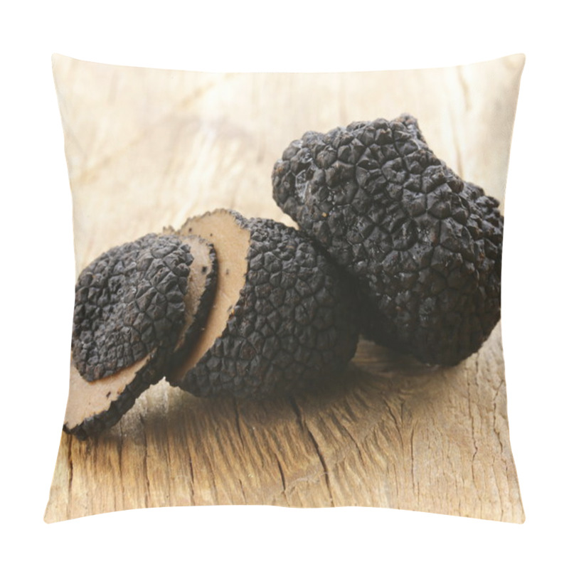 Personality  Delicacy Mushroom Black Truffle - Rare And Expensive Vegetable Pillow Covers