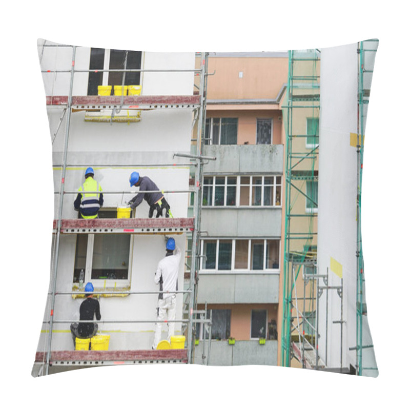 Personality  Builders Apply Decorative Plaster To The Facade Of The Apartment House To Be Renovated Pillow Covers