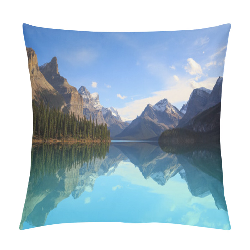 Personality  Maligne Lake Pillow Covers