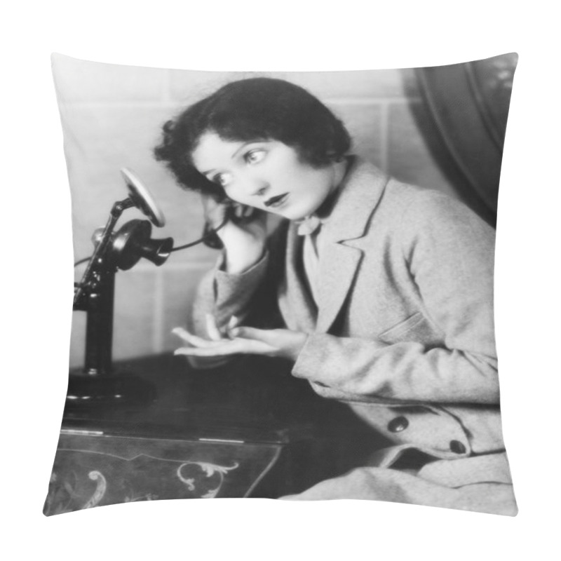 Personality  Profile Of A Woman Talking On The Telephone Pillow Covers