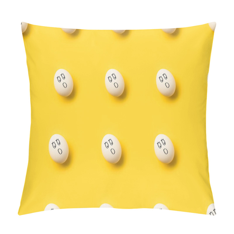 Personality  Painted Chicken Eggs With Shocked Emoji Pillow Covers