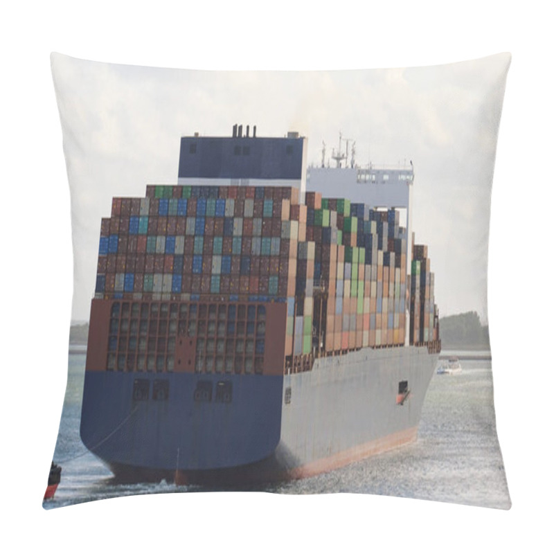 Personality  Rotterdam, Netherlands - 10 19 2021: Very Large Container Vessel Leaving The Port With Tug Assistance From The Stern Pillow Covers