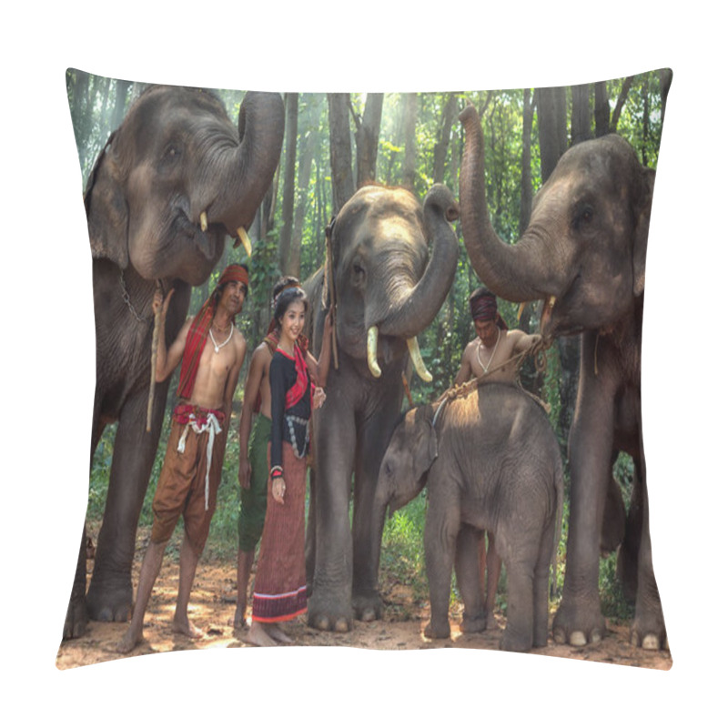 Personality  Asian,Kui  Young People Woman And Men With Elephan Pillow Covers