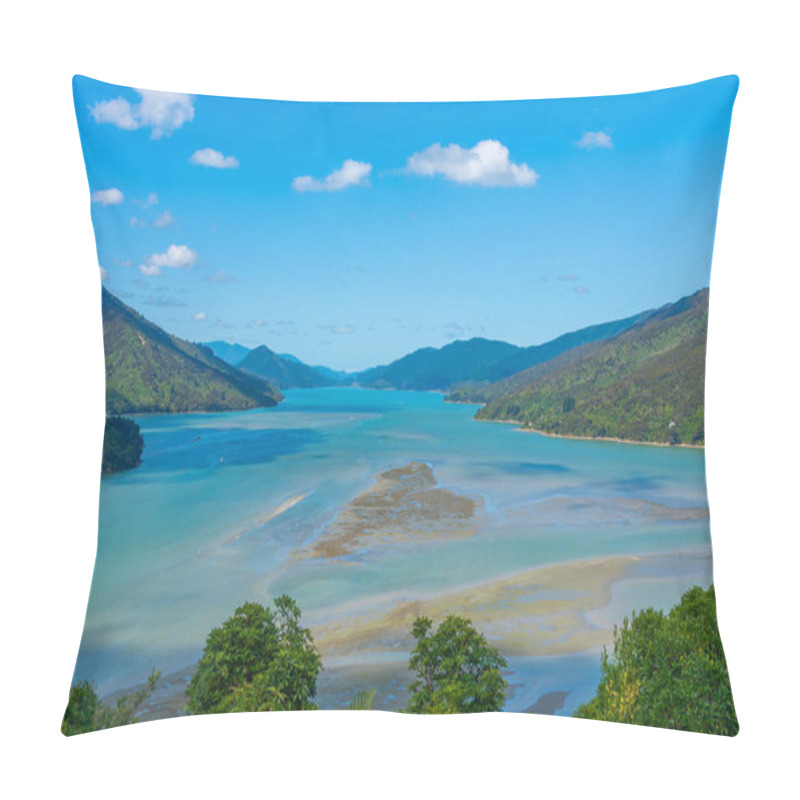 Personality  Pelorus Sound In New Zealand Pillow Covers