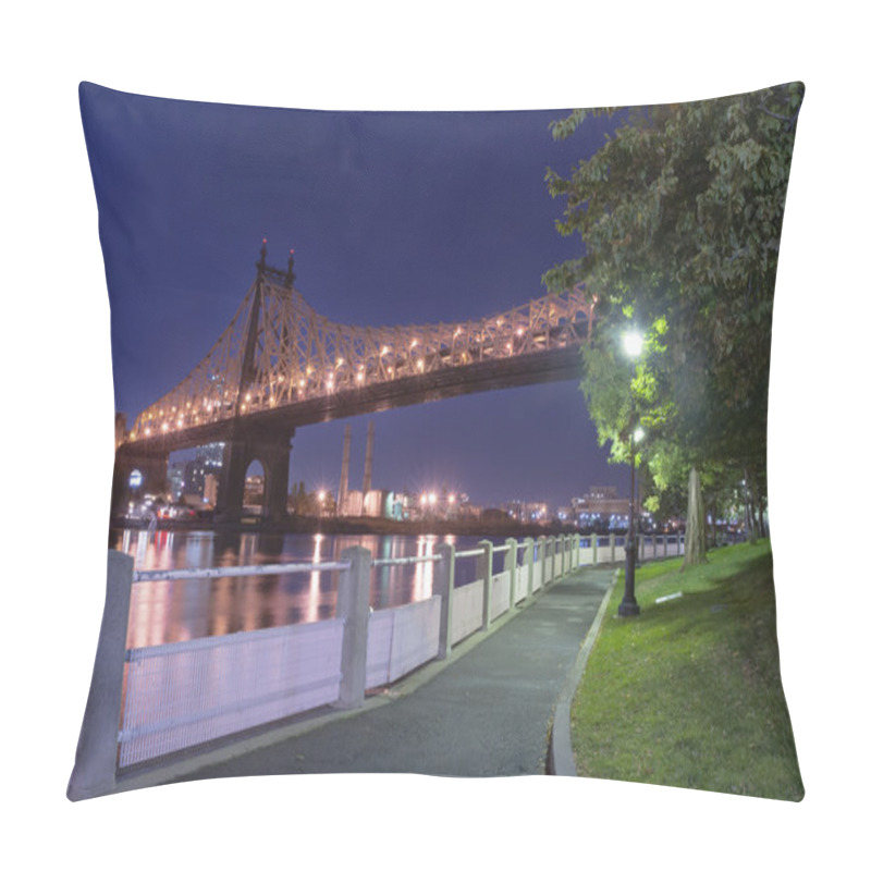 Personality  Roosevelt Island Promenade, New York City Pillow Covers