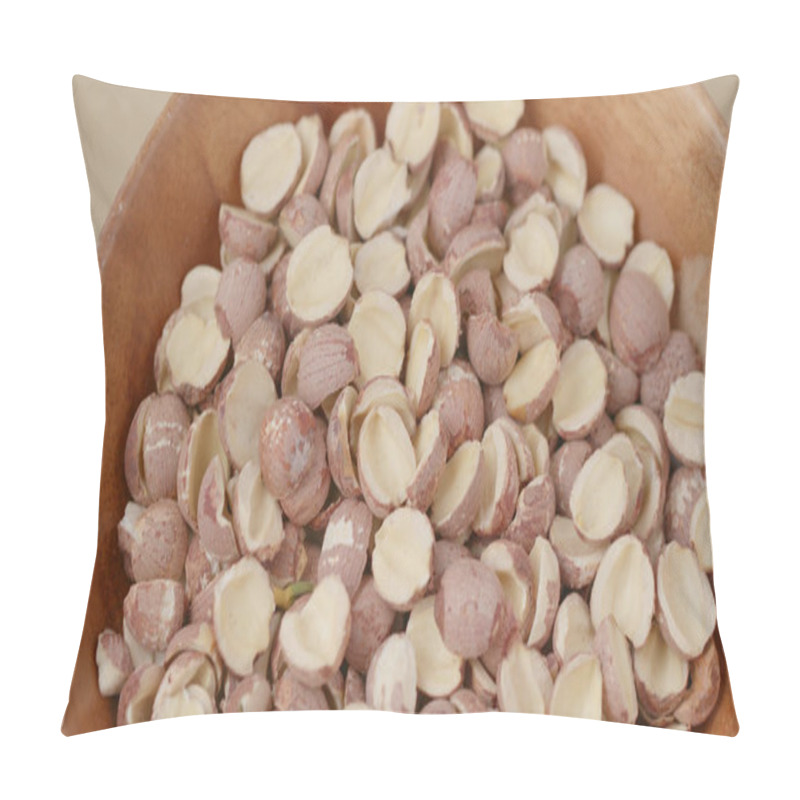 Personality  Dried Lotus Seeds In Wooden Bowl Pillow Covers