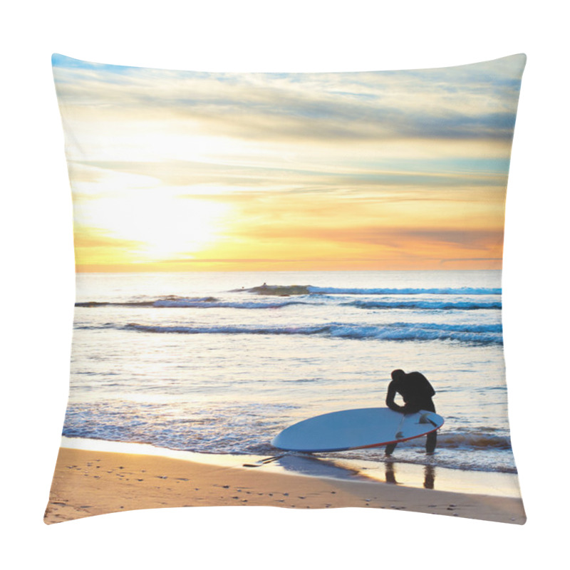 Personality  Surfer Getting Ready For Surfing Pillow Covers