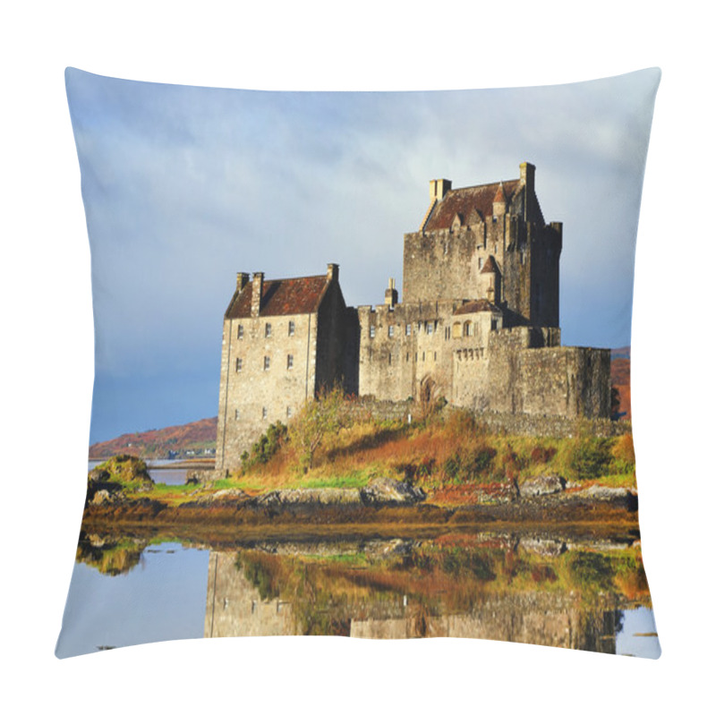 Personality  Eilean Donan Castle Pillow Covers