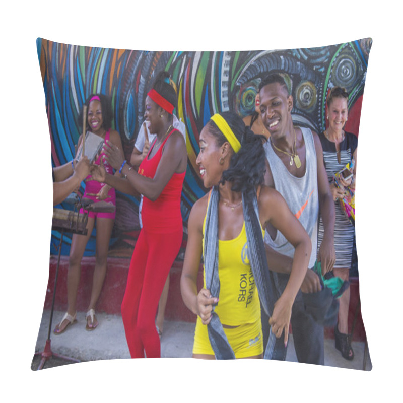 Personality  Rumba In Havana Cuba Pillow Covers