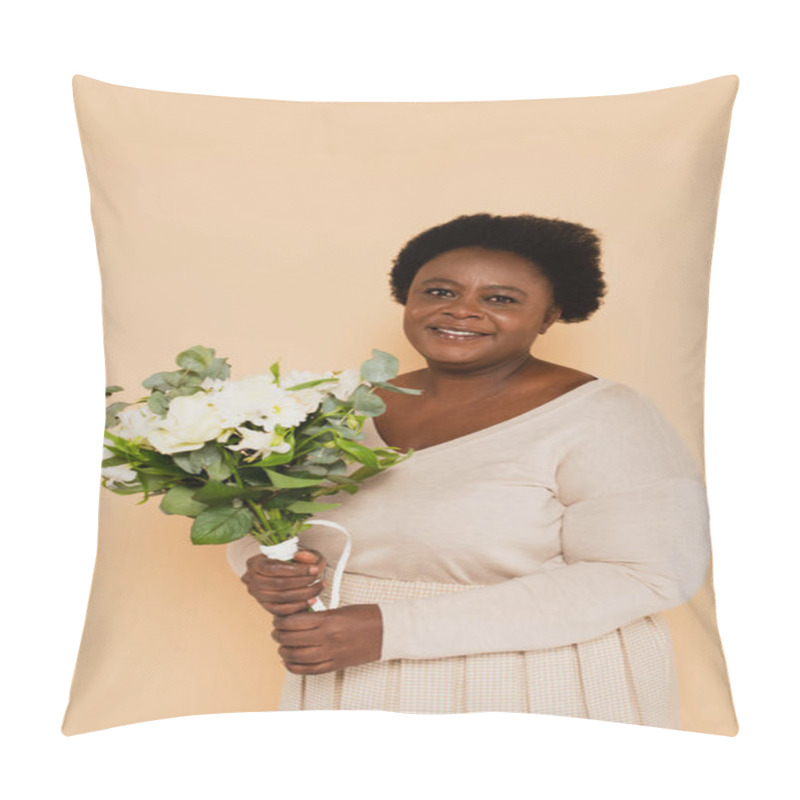 Personality  Smiling African American Middle Aged Woman In Pastel Clothes With Bouquet Of Flowers Isolated On Beige Pillow Covers