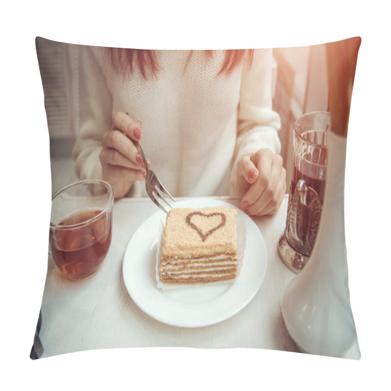 Personality  Young Woman In Cafe Pillow Covers